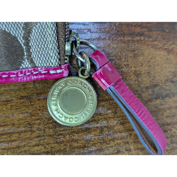 Authentic Coach Signature Pink Zip Coin Purse Keychain Multi-use Pink & Gold Y2K - Picture 3 of 11